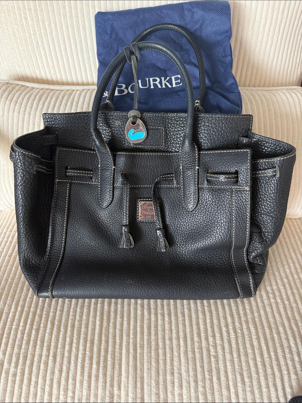 Vintage Dooney & Bourke Black Pebbled Leather Standard East/West Tote w/dust bag